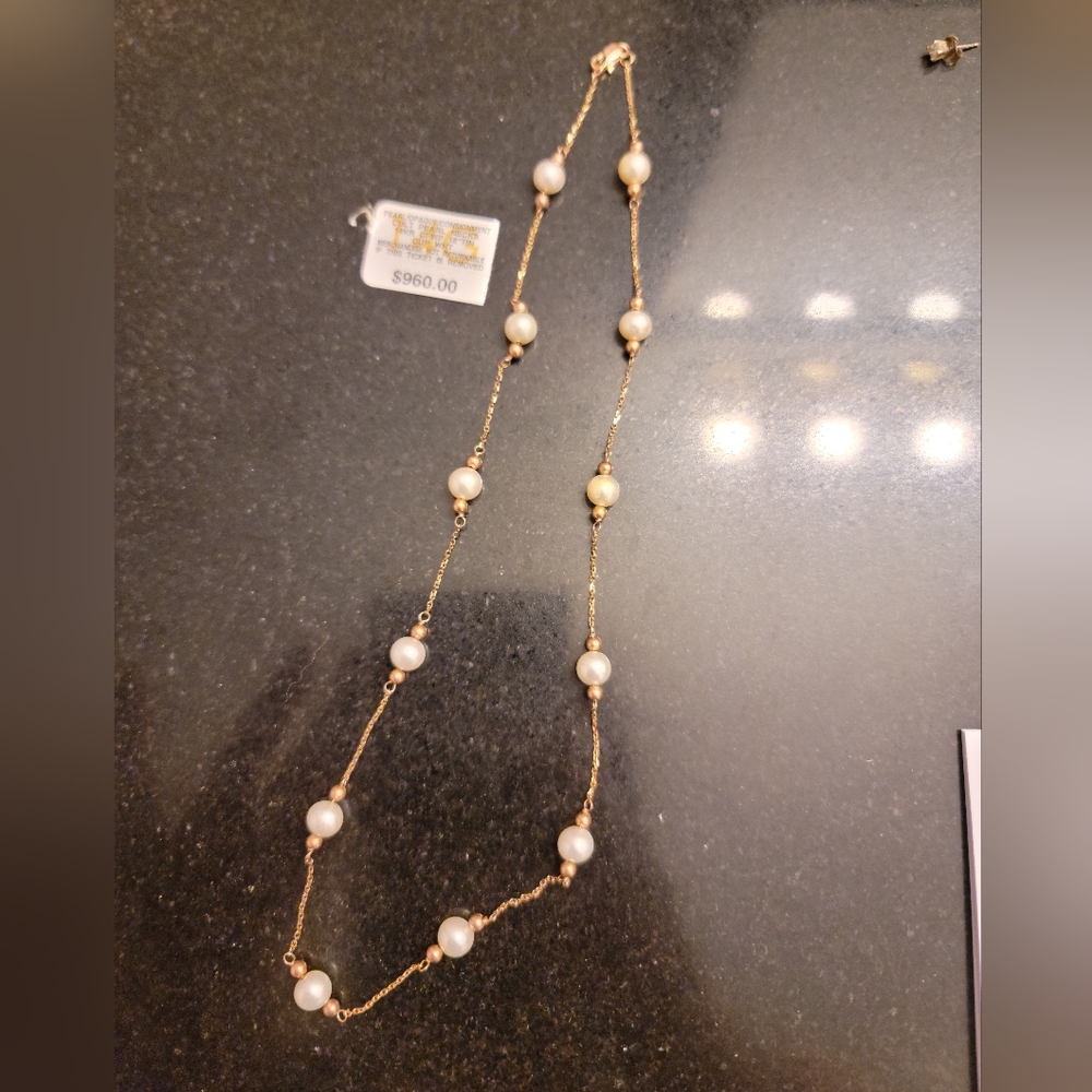 Pearl necklace